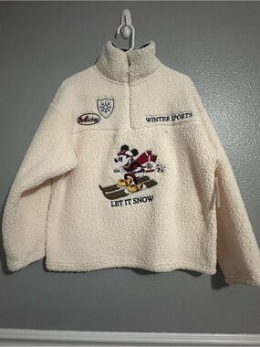 Disney women’s size medium cream sherpa pullover jacket new with tag